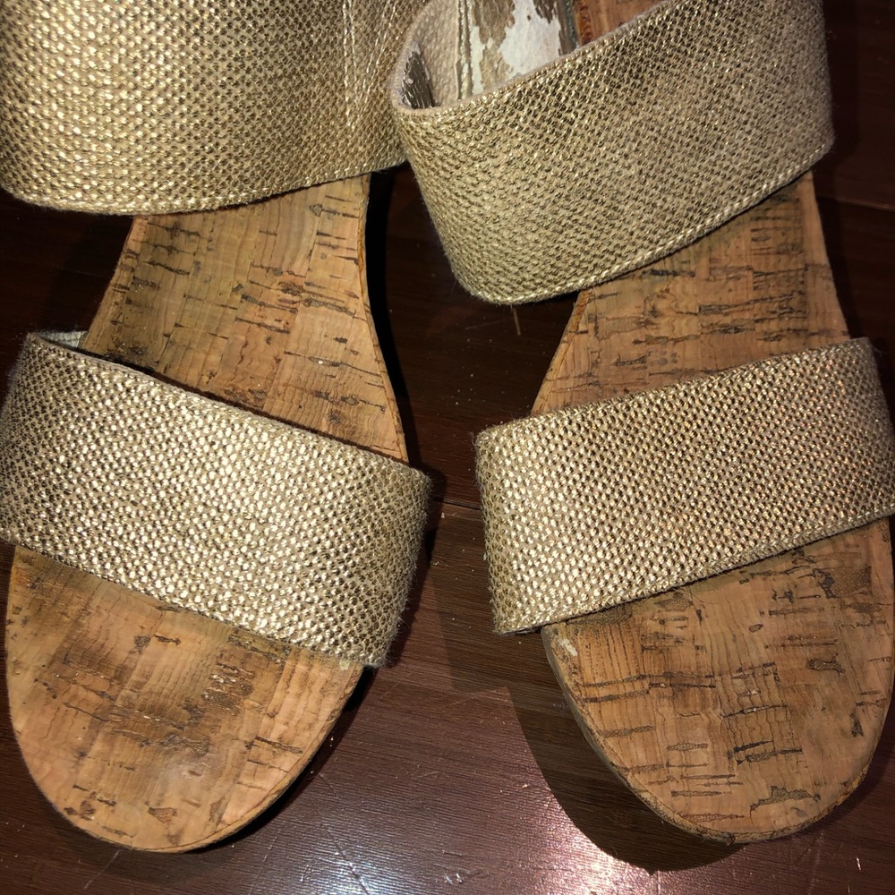 Gold heels 3 3/4” high.